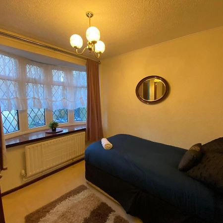 Serene 4Br In Harborne Close To Qe Hospital, Harborne Centre Birmingham Extérieur photo