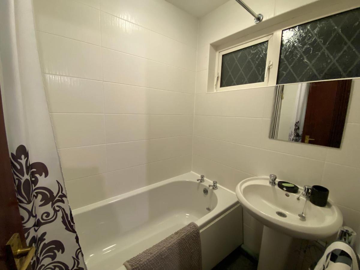 Serene 4Br In Harborne Close To Qe Hospital, Harborne Centre Birmingham Extérieur photo